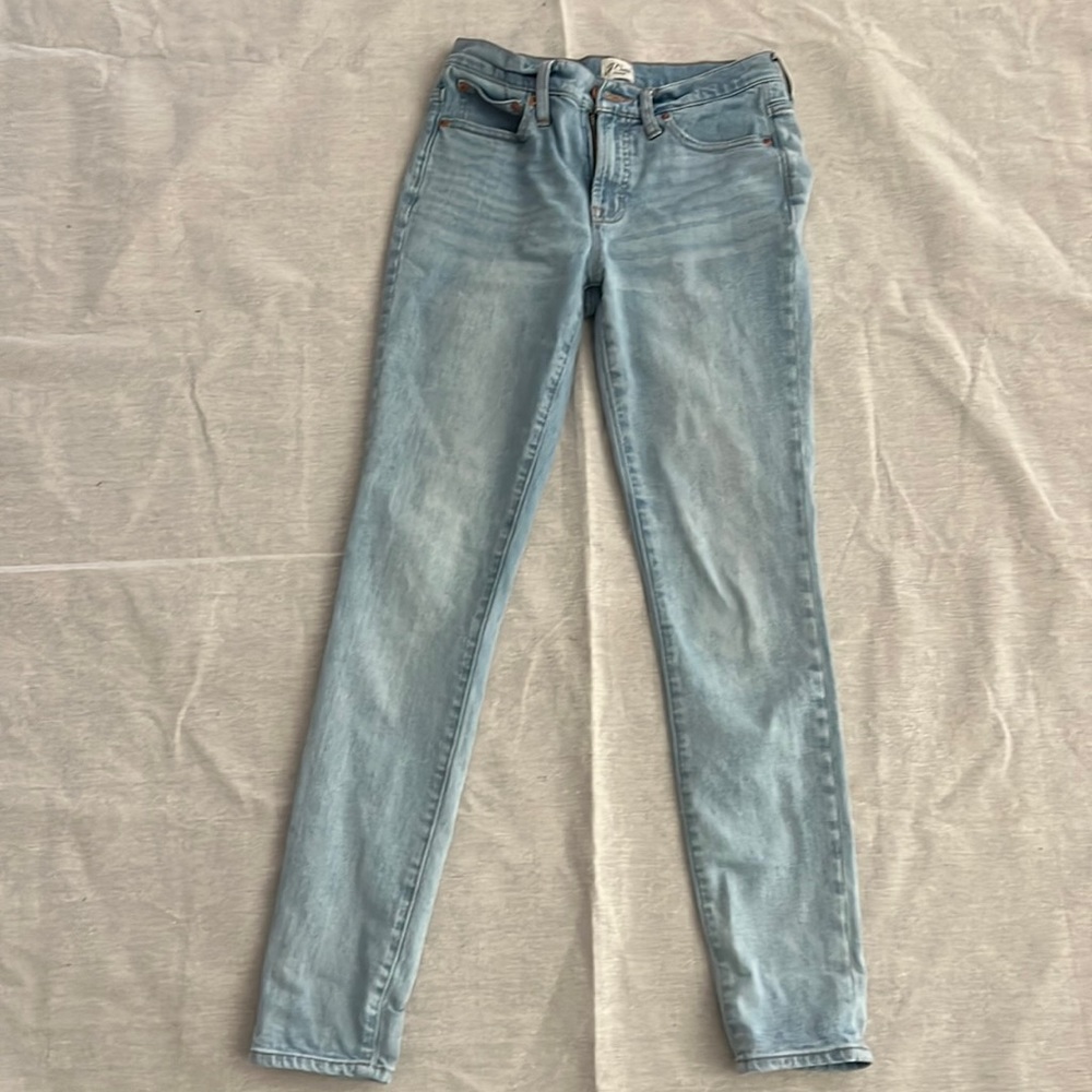 J crew Toothpick Jeans 27 Tall